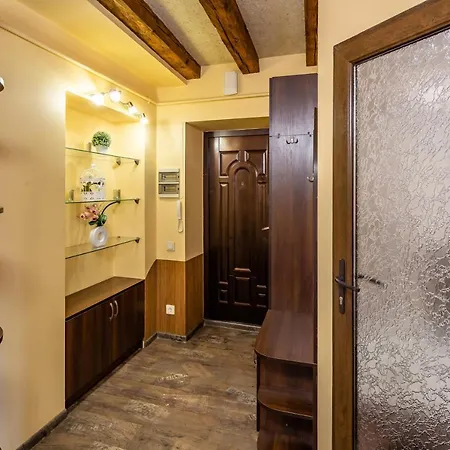 Alfa Rynok Square 18 Lviv