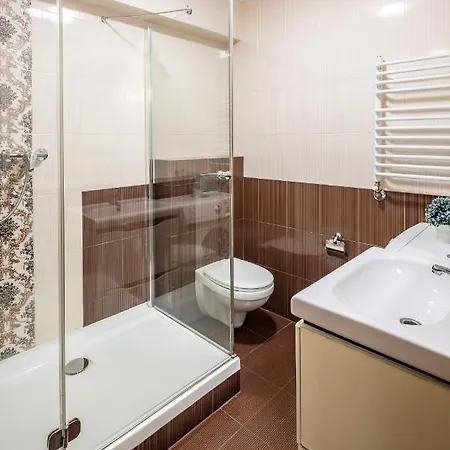 Alfa Rynok Square 18 Lviv