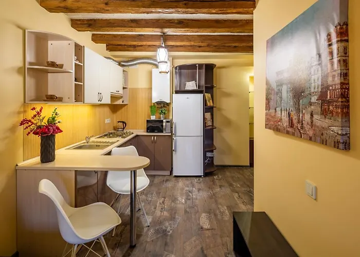 Alfa Rynok Square 18