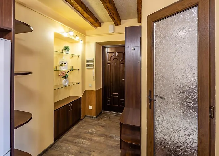 Alfa Rynok Square 18 Lwów